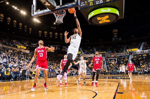 Tarris Reed Jr. (32) and Joey Baker (15)