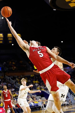 Sam Walters (24) and Vladislav Goldin (50)