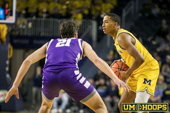 Nimari Burnett (4)