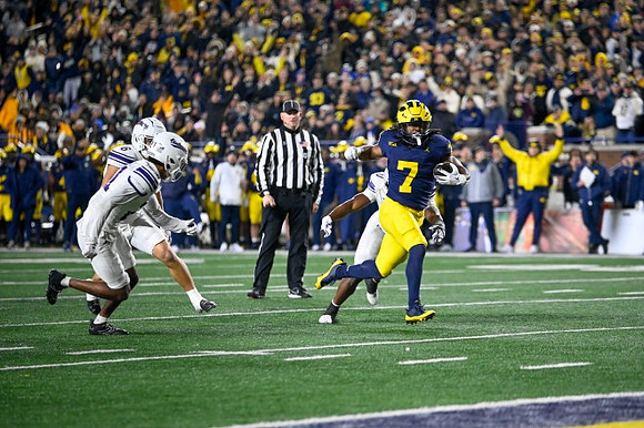 Donovan Edwards (7)