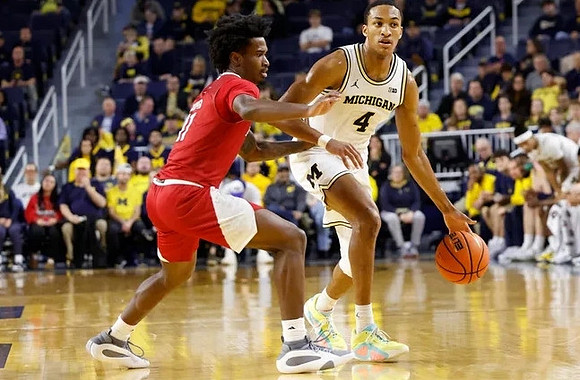 Nimari Burnett (4)