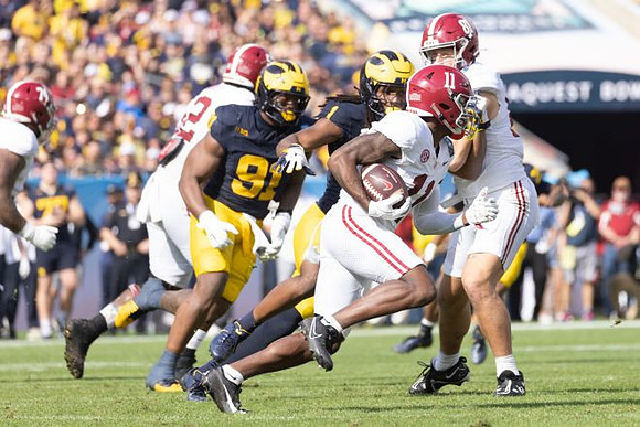 Cameron Brandt (91) and Jaishawn Barham (1)