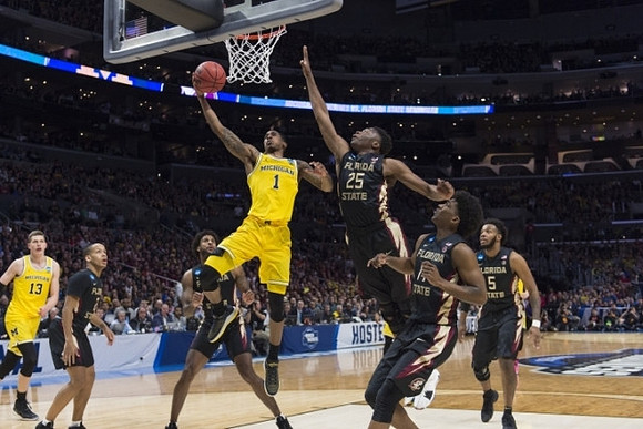 Moritz Wagner (13) and Charles Matthews (1)