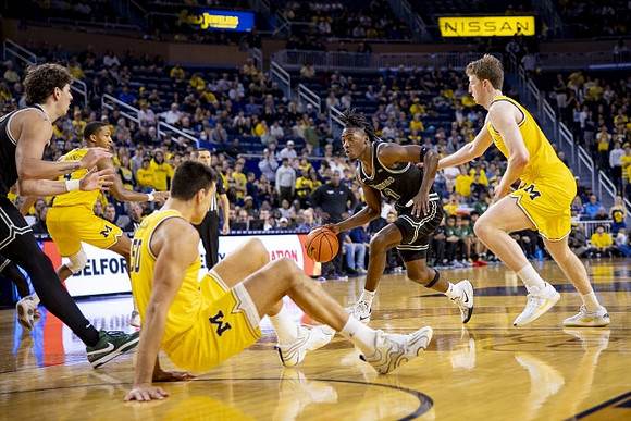 Nimari Burnett (4), Vladislav Goldin (50), and Danny Wolf (1)