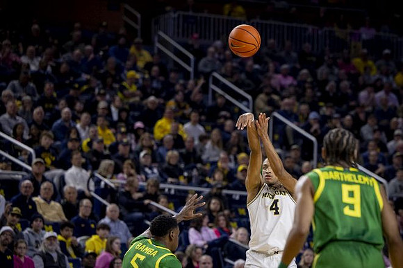 Nimari Burnett (4)