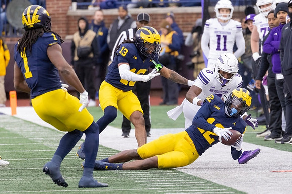 Jaishawn Barham (1), Wesley Walker (13), and Aamir Hall (12)