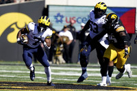 Donovan Edwards (7) and Trente Jones (53)