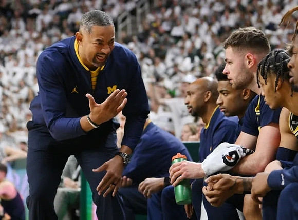 Juwan Howard and Michigan Team