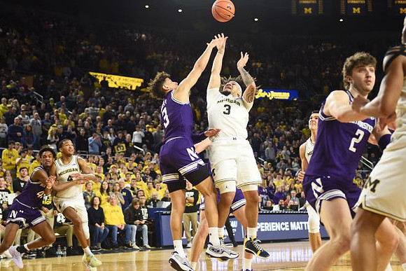 Nimari Burnett (4), Tre Donaldson (3), and Vladislav Goldin (50)