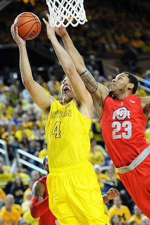 Mitch McGary (4)