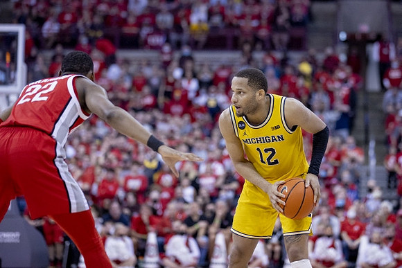 DeVante' Jones (12)